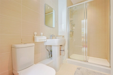 Chronicle Avenue, Colindale - NW9 view 8