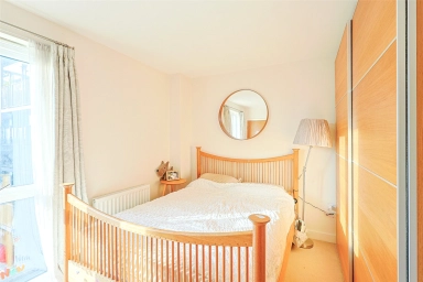 Chronicle Avenue, Colindale - NW9 view 10