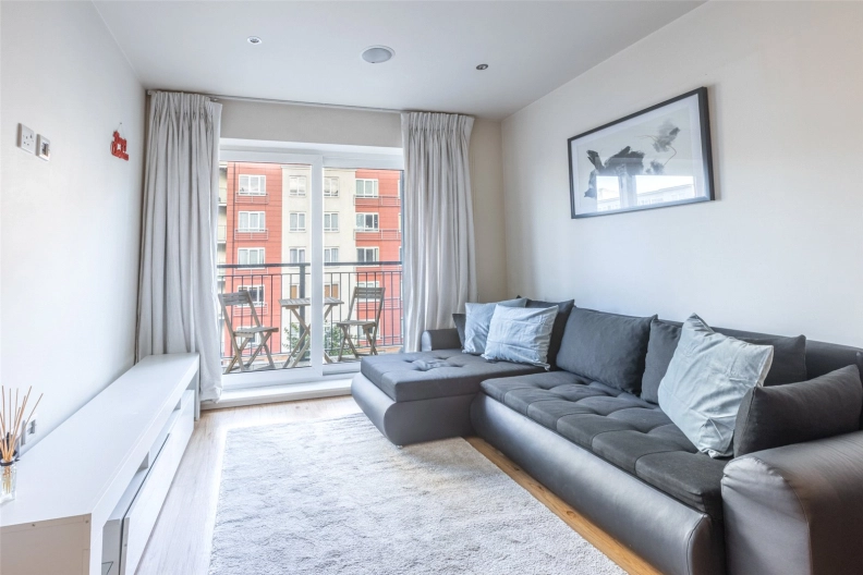 1 bedroom apartments/flats to sale in Heritage Avenue, Beaufort Park, Colindale-image 11
