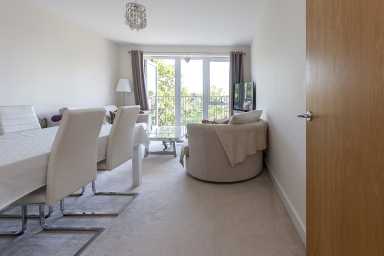 Observer Close, Colindale - NW9 view 7