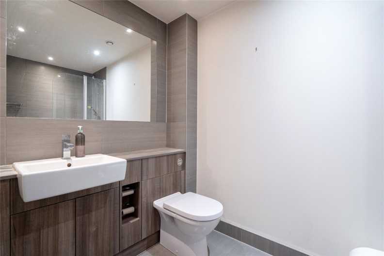 Studio apartments/flats for sale in Boulevard Drive, Beaufort Park, Colindale - NW9 view 16