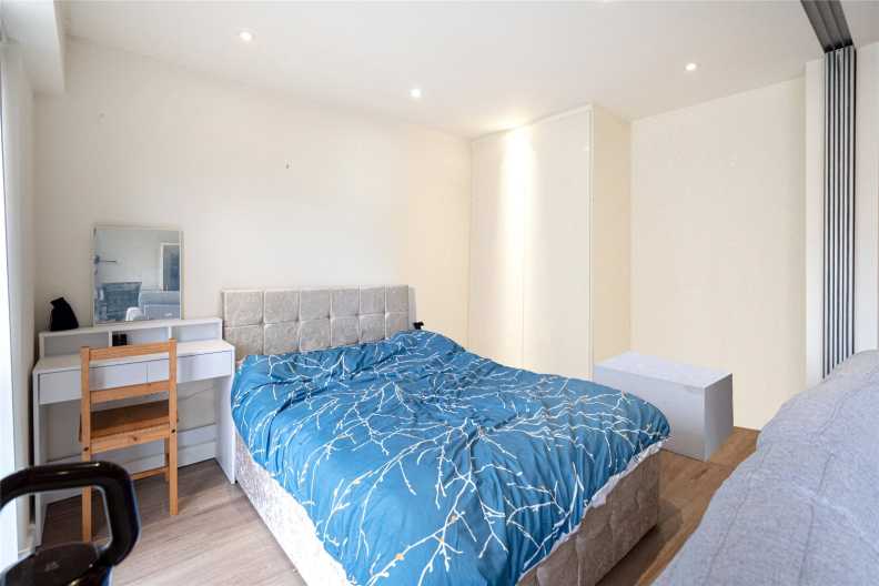 Studio apartments/flats for sale in Boulevard Drive, Beaufort Park, Colindale - NW9 view 4
