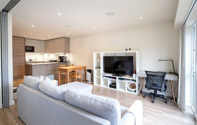 Studio apartments/flats to sale in Boulevard Drive, Beaufort Park, Colindale-image 1
