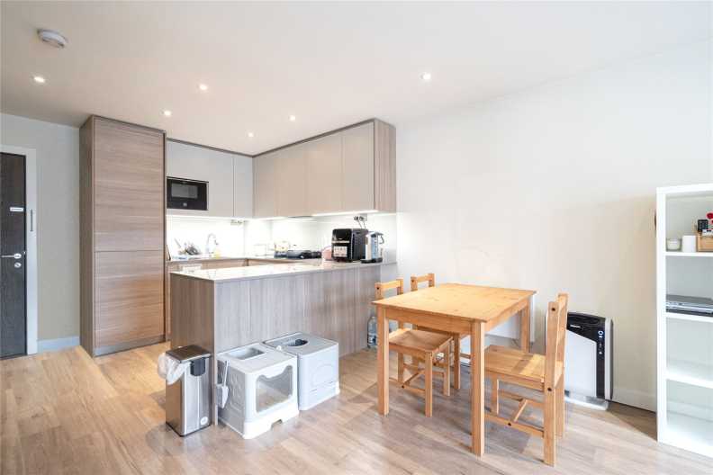 Studio apartments/flats for sale in Boulevard Drive, Beaufort Park, Colindale - NW9 view 8