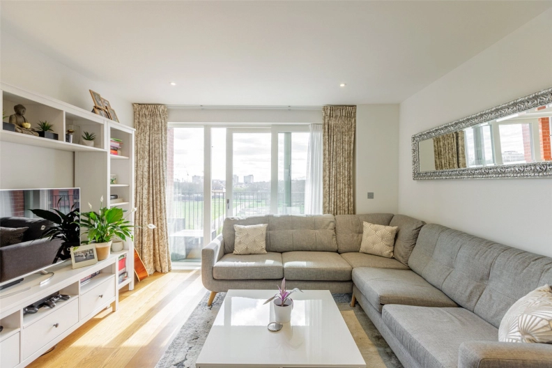 2 bedrooms apartments/flats to sale in Lismore Boulevard, Colindale Gardens, Colindale-image 12