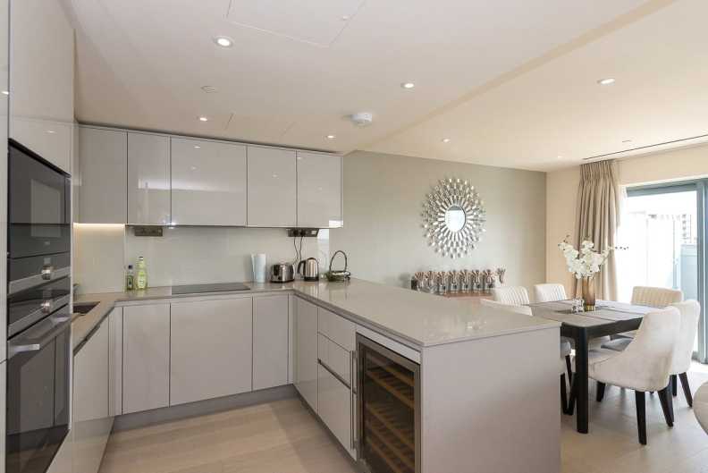 2 bedrooms apartments/flats to sale in Beaufort Square, Beaufort Park, Colindale-image 9