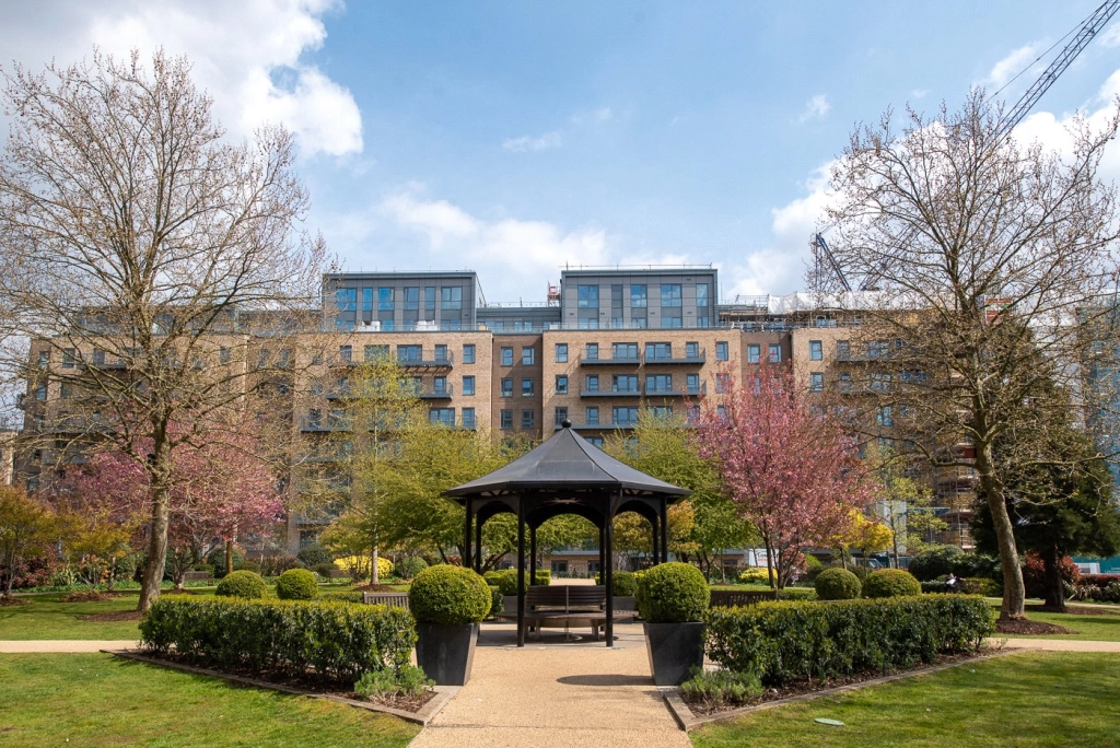 2 bedrooms apartments/flats for sale in Beaufort Square, Beaufort Park, Colindale - NW9 view 16