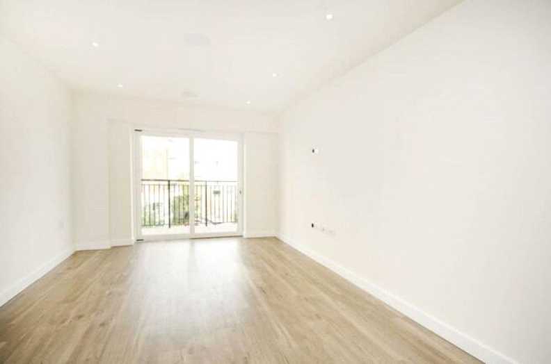 1 bedroom flat for Sale in Beaufort Square, Beaufort Park, Colindale