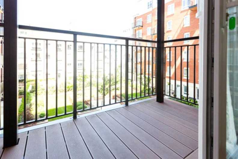 1 bedroom apartments/flats for sale in Beaufort Square, Beaufort Park, Colindale - NW9 view 5