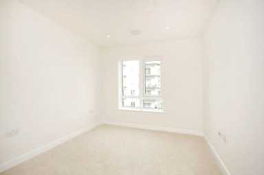 Beaufort Square, Beaufort Park, Colindale - NW9 view 6