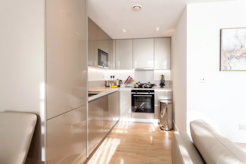 2 bedrooms apartments/flats for sale in New Broadway, Ealing - W5 view 2