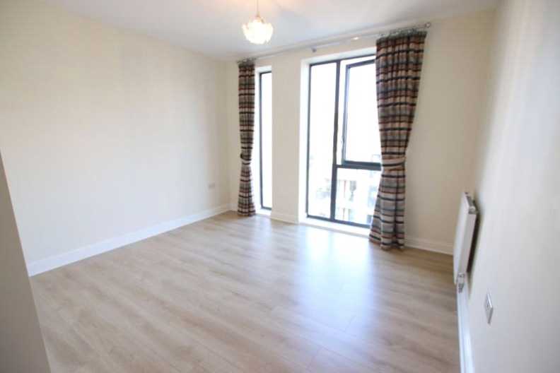 2 bedrooms apartments/flats to sale in Charcot Road, Pulse, Colindale-image 4