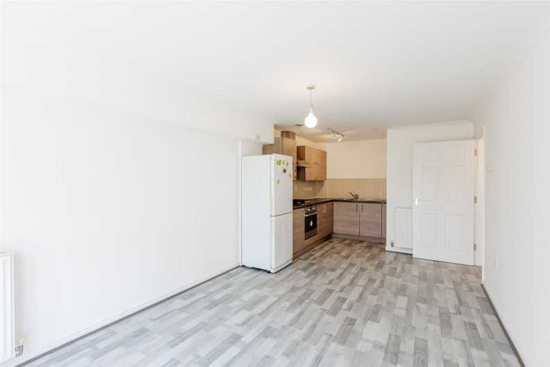 1 bedroom apartments/flats to sale in Runway Close, Colindale-image 6