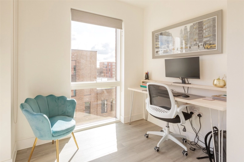2 bedrooms apartments/flats to sale in Lismore Boulevard, Colindale Gardens-image 2