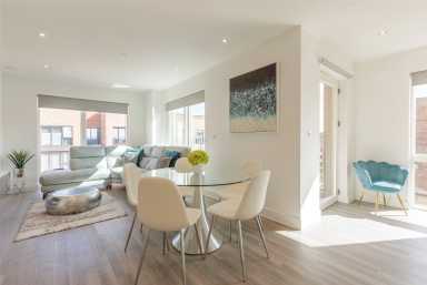 Lismore Boulevard, Colindale Gardens - NW9 view 1
