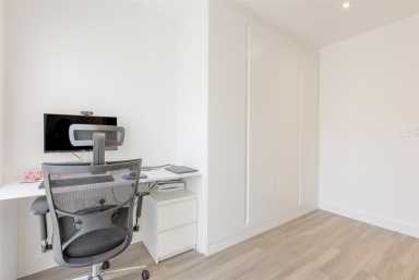 Lismore Boulevard, Colindale Gardens - NW9 view 6
