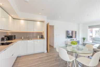 Lismore Boulevard, Colindale Gardens - NW9 view 8