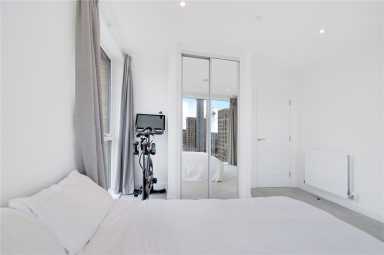 Lismore Boulevard, Colindale Gardens, Colindale - NW9 view 10