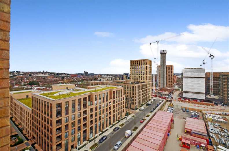 1 bedroom apartments/flats for sale in Lismore Boulevard, Colindale Gardens, Colindale - NW9 view 17