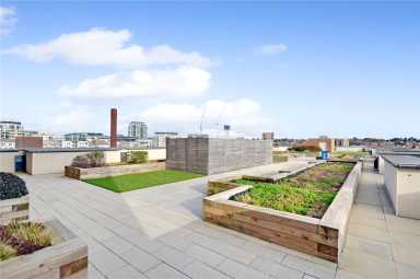 Lismore Boulevard, Colindale Gardens, Colindale - NW9 view 15