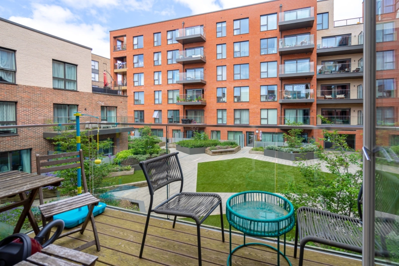 3 bedrooms apartments/flats to sale in Felar Walk, Colindale Gardens-image 2