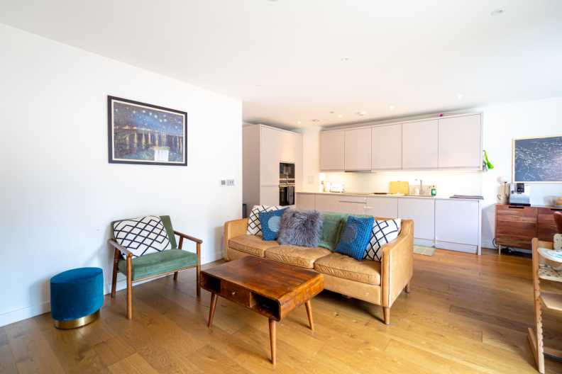 3 bedrooms apartments/flats for sale in Felar Walk, Colindale Gardens - NW9 view 10