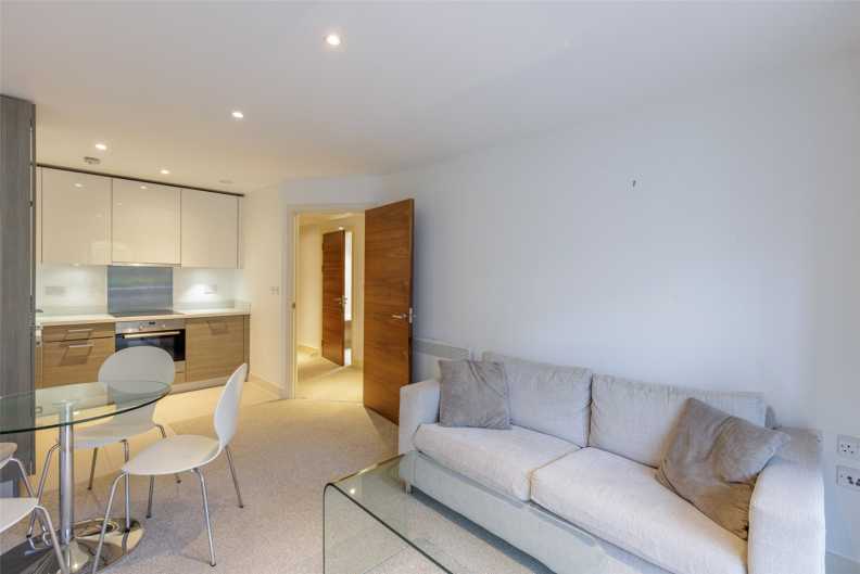 1 bedroom apartments/flats to sale in Bromyard Avenue, East Acton-image 5
