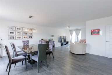 Coxwell Boulevard, Mill Hill - NW9 view 1