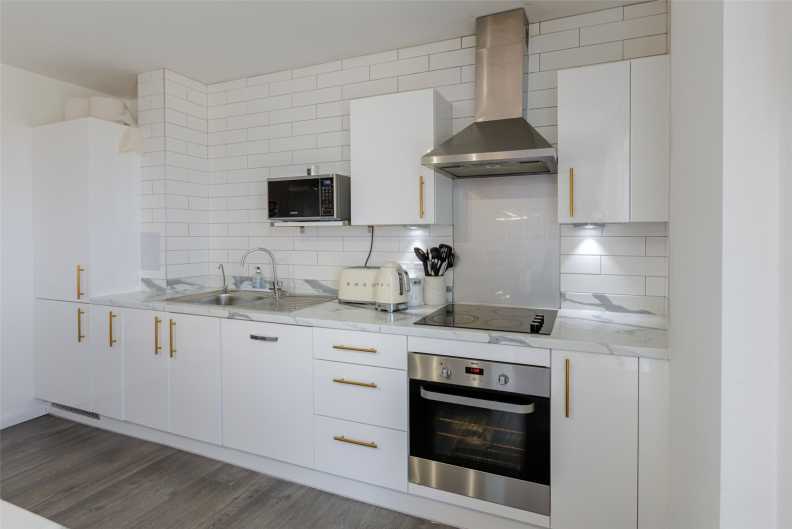 3 bedrooms apartments/flats for sale in Coxwell Boulevard, Mill Hill - NW9 view 11