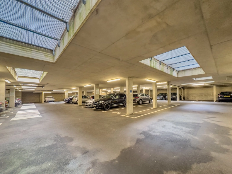 3 bedrooms apartments/flats to sale in Coxwell Boulevard, Mill Hill-image 20