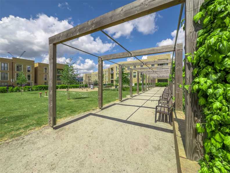 3 bedrooms apartments/flats for sale in Coxwell Boulevard, Mill Hill - NW9 view 21