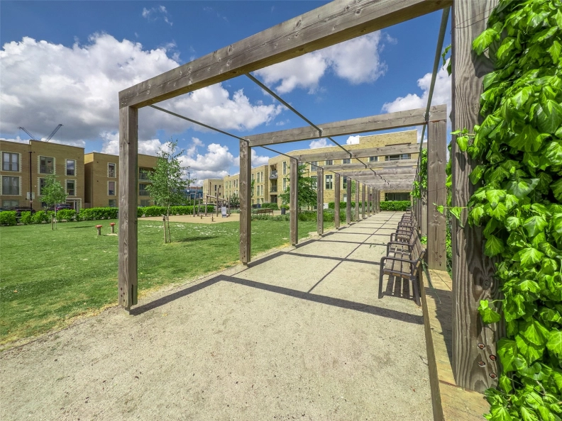 3 bedrooms apartments/flats to sale in Coxwell Boulevard, Mill Hill-image 21
