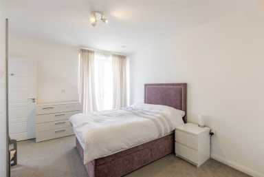 Coxwell Boulevard, Mill Hill - NW9 view 4
