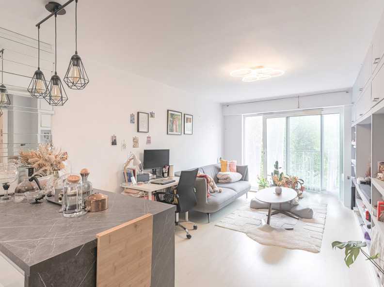 2 bedrooms apartments/flats to sale in Heritage Avenue, Beaufort Park, Colindale-image 4