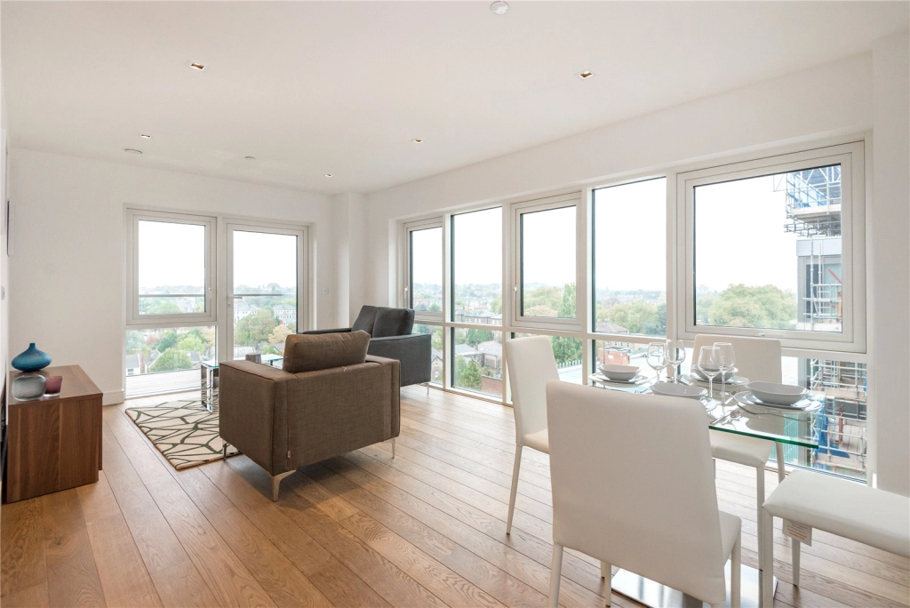 2 bedrooms apartments/flats for sale in Longfield Avenue, Ealing - W5 view 2
