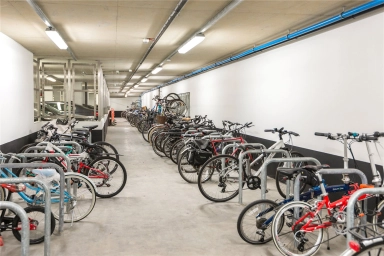 Longfield Avenue, Ealing - W5 view 15