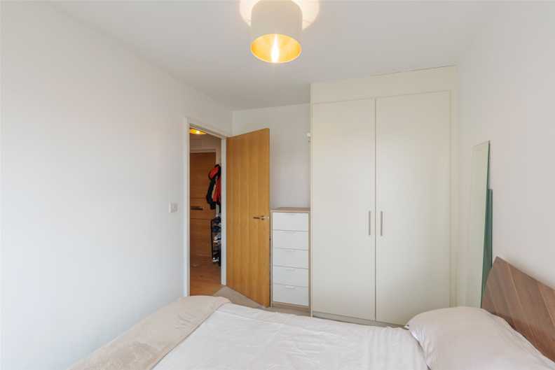 1 bedroom apartments/flats to sale in Boulevard Drive, Beaufort Park, Colindale-image 10