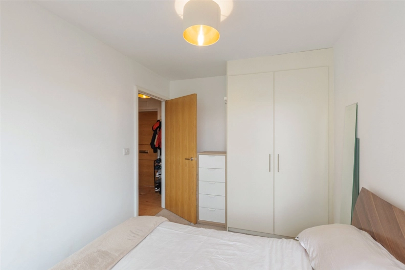 1 bedroom apartments/flats to sale in Boulevard Drive, Beaufort Park, Colindale-image 9