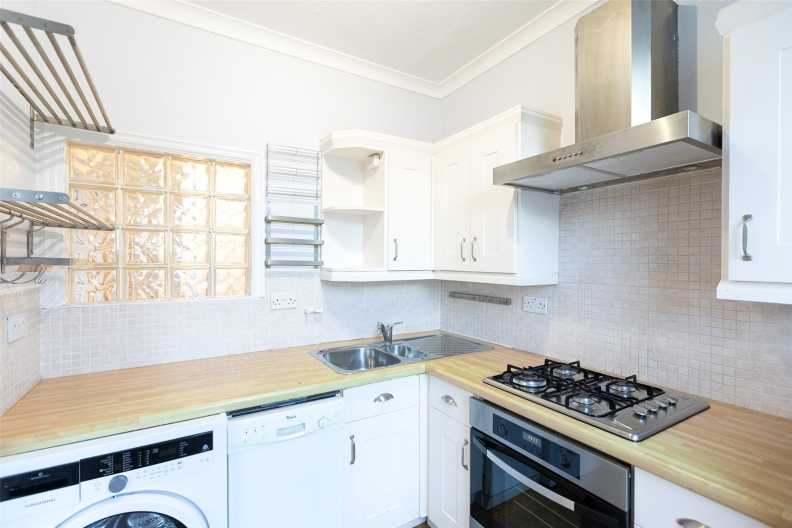 2 bedrooms apartments/flats to sale in Summerlands Avenue, Acton-image 9