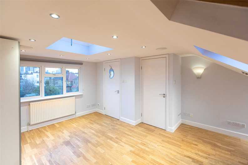 2 bedrooms apartments/flats to sale in Summerlands Avenue, Acton-image 13