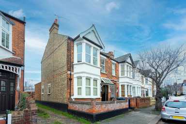 Summerlands Avenue, Acton - W3 view 4