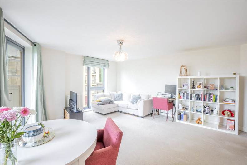 2 bedrooms apartments/flats to sale in Needleman Close, Pulse, Colindale-image 4