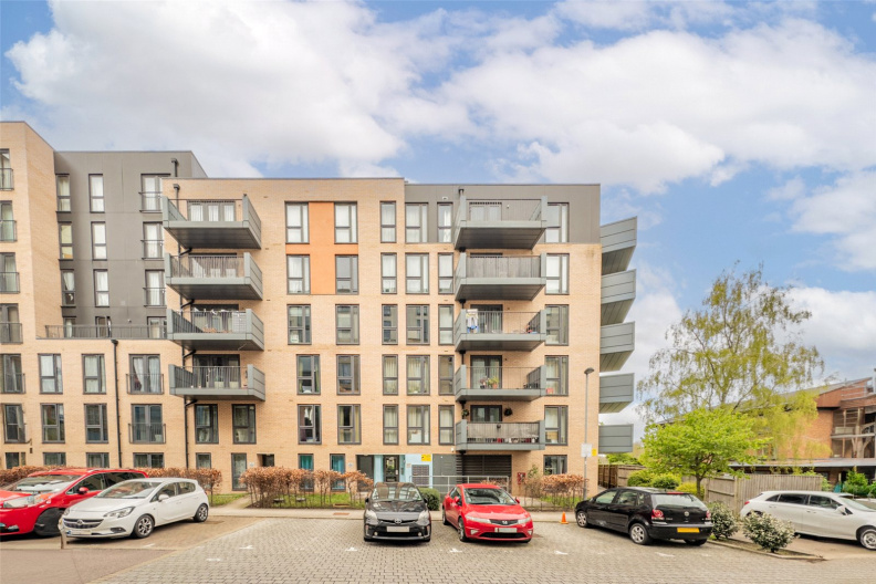 2 bedrooms apartments/flats to sale in Needleman Close, Pulse, Colindale-image 12
