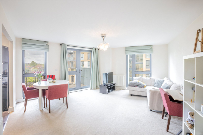 2 bedrooms apartments/flats to sale in Needleman Close, Pulse, Colindale-image 1