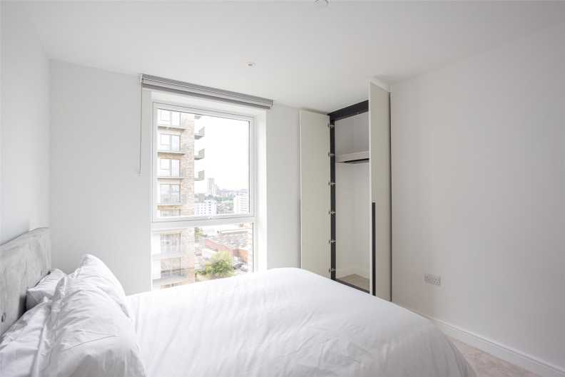 3 bedrooms apartments/flats to sale in Beresford Avenue, Wembley-image 3