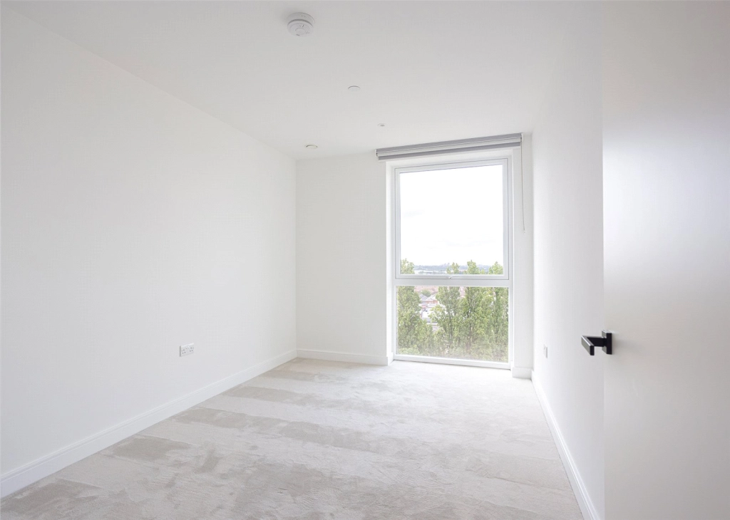 3 bedrooms apartments/flats for sale in Beresford Avenue, Wembley - HA0 view 4