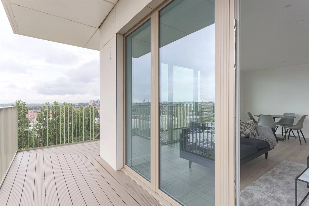 3 bedrooms apartments/flats for sale in Beresford Avenue, Wembley - HA0 view 14