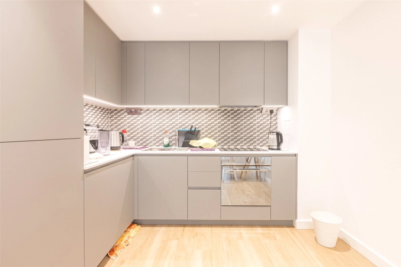 2 bedrooms apartments/flats to sale in Aerodrome Road, Beaufort Park, Colindale-image 2