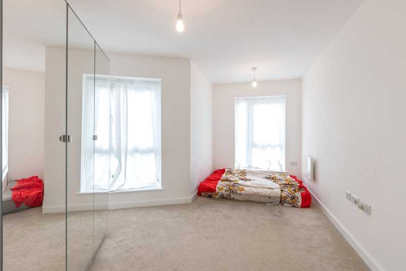 2 bedrooms apartments/flats to sale in Aerodrome Road, Beaufort Park, Colindale-image 10