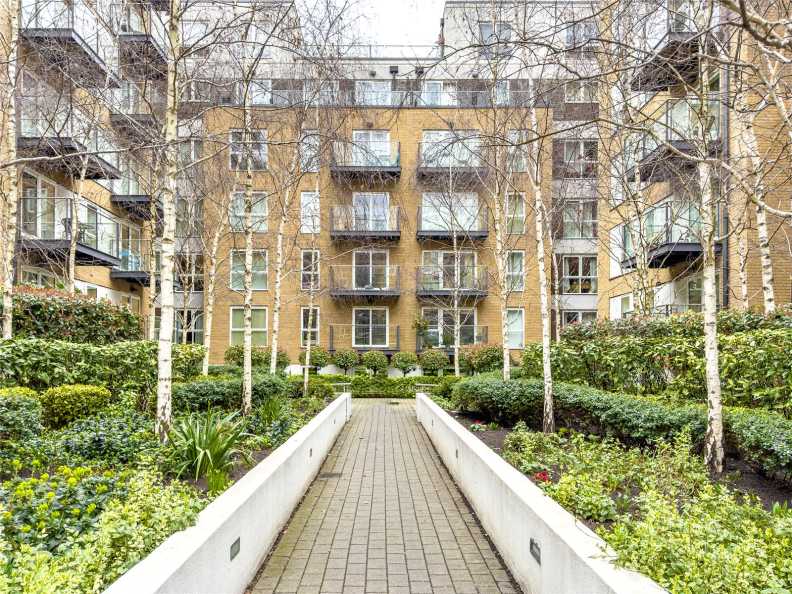 2 bedroom flat for Sale in Bromyard Avenue, Ealing, W3, London